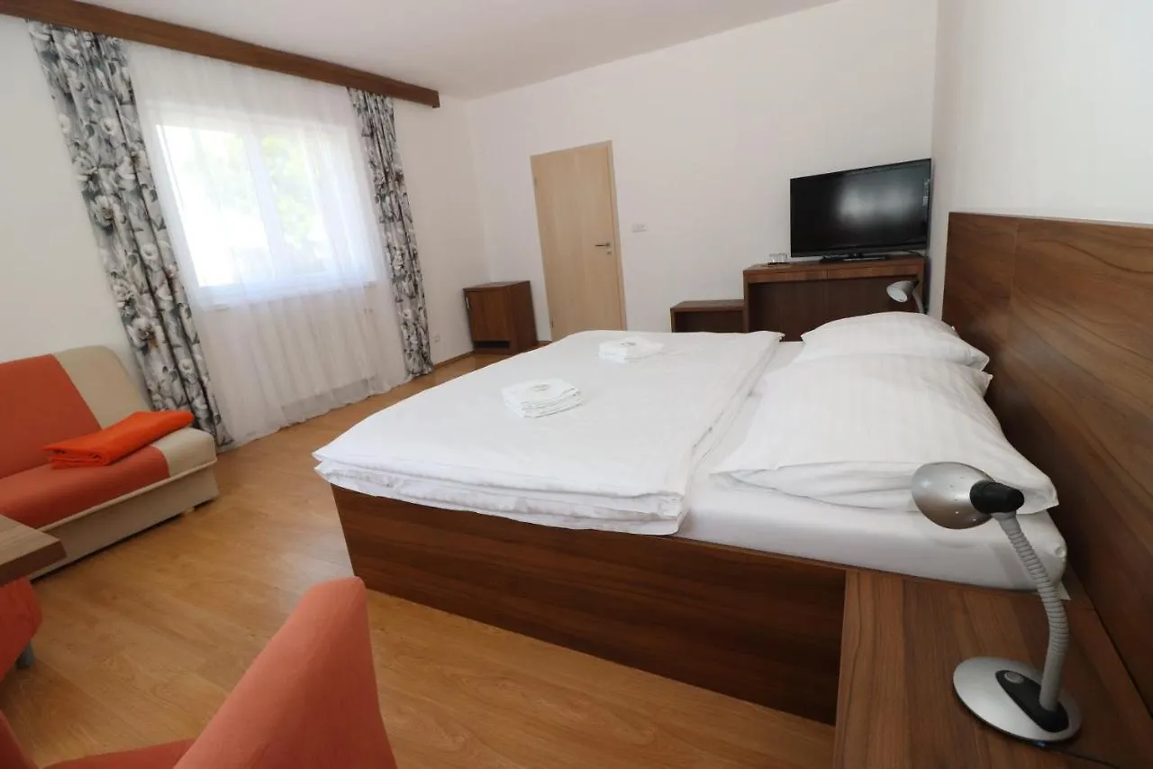Penzion Blatenský dvůr Pardubice