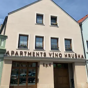 Penzion Víno Hruška, Pardubice